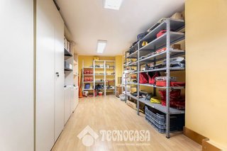 Local comercial en venta en Yucatán - Las Cornisas en Rozas de Madrid (Las)