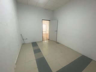 Local comercial en alquiler en El Cerro en Sevilla