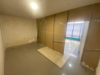 Local comercial en alquiler en El Cerro en Sevilla