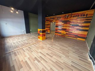 Local comercial en alquiler en Camino de Ronda - Rosaleda en Granada