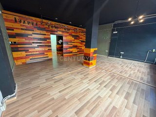 Local comercial en alquiler en Camino de Ronda - Rosaleda en Granada