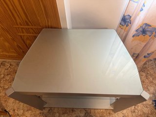 Mesa TV cristal y metal