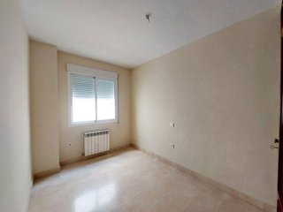 Piso en alquiler en Maria Auxiliadora - Barriada LLera en Badajoz