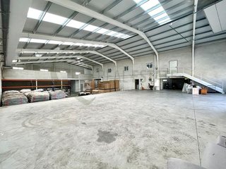 Nave industrial en alquiler en Petrer