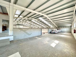 Nave industrial en alquiler en Petrer
