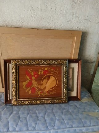 Cuadros 10€ cada uno o se hace precio por lote