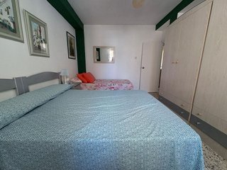 Piso en alquiler en Ciudad Jardín - Tagarete - El Zapillo en Almería