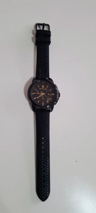 Reloj Maserati Negro y Dorado Hombre