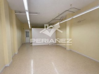 Local comercial en alquiler en Zona Industrial en Prat de Llobregat, El