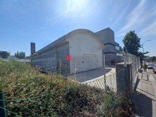 Nave industrial en alquiler en San Lázaro - Meixonfrío en Santiago de Compostela