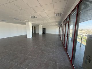 Oficina en alquiler en San Jerónimo - La Bachillera en Sevilla