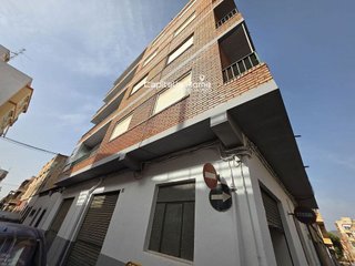 Local comercial en venta en Plaza Castelar - Mercado Central en Elda