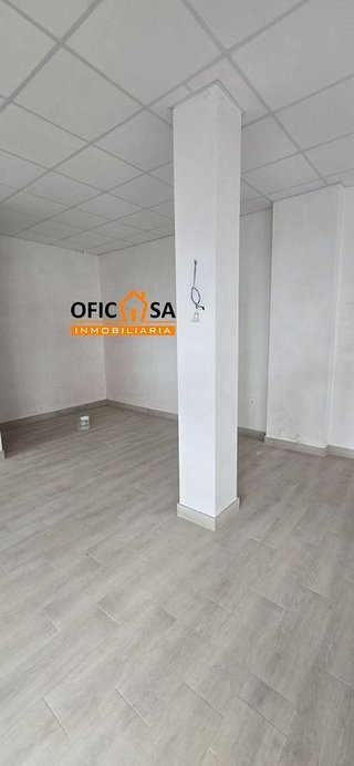Local comercial en alquiler en Bailén