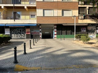 Garaje en alquiler en Ciutat Jardí en Valencia