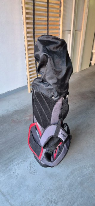 Borsa da golf Wilson e mazze per principianti