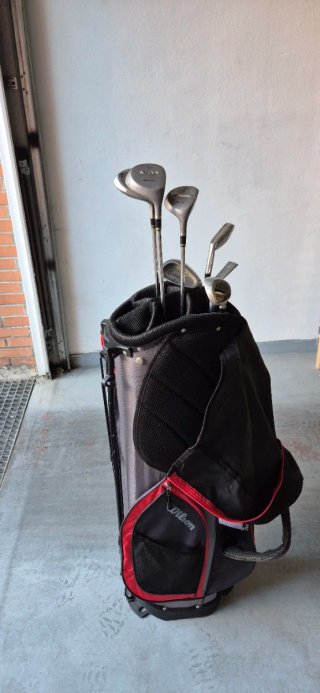 Borsa da golf Wilson e mazze per principianti