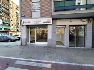 Oficina en alquiler en En Corts en Valencia
