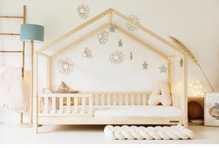 Cama Casita Madera Infantil de Mon lit cabane.