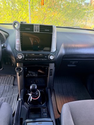 Toyota Land Cruiser 150 coche NACIONAL