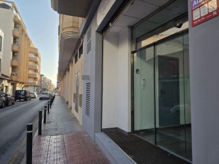 Local comercial en alquiler en Centro en Torrevieja