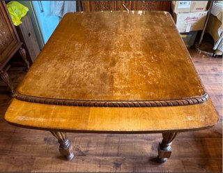Conjunto Mesa y Aparador Antiguo