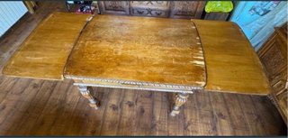 Conjunto Mesa y Aparador Antiguo