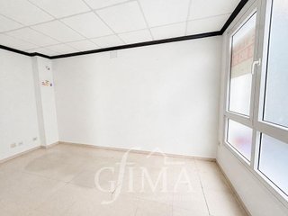 Local comercial en venta en Tomelloso