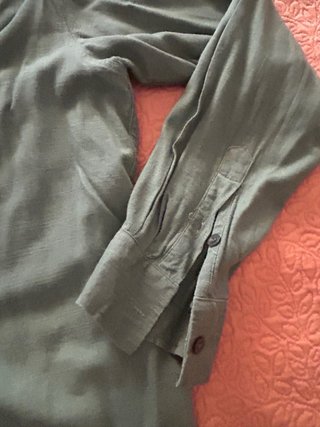 Camisa verde cuello mao