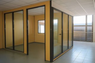Nave industrial en alquiler en Canovelles