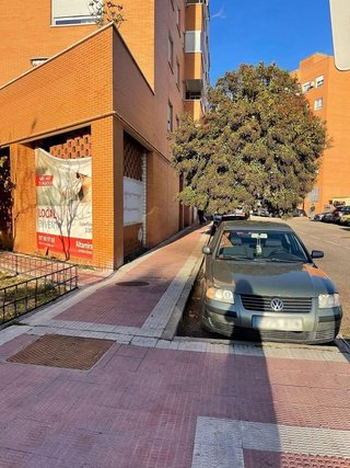 Local comercial en alquiler en La Ermita en Parla