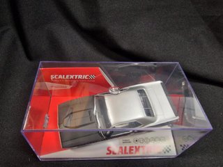 Scalextric Plymouth Barracuda Plata
