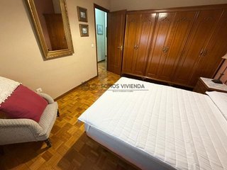 Piso en alquiler en Centro en Ourense