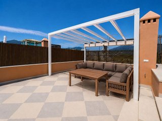 Ático en alquiler en Los Naranjos en Marbella