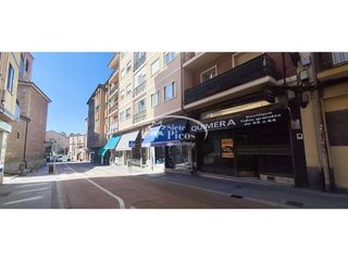 Local comercial en alquiler en Centro en Segovia