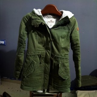 Abrigo Hollister Verde Talla XS
