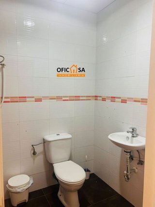 Local comercial en alquiler en Bailén