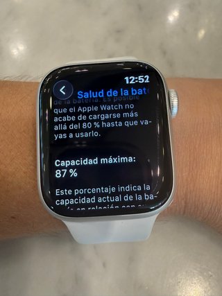 Apple Watch 8 GPS + Celular Plata correa Blanca