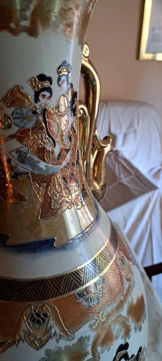 Jarrón chino Qianlong grande dorado