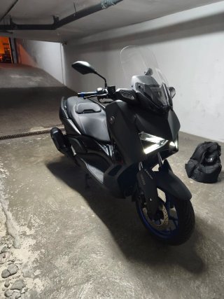 Yamaha XMAX 300 Negro
