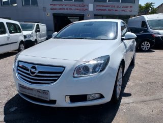 Opel Insignia 2011
