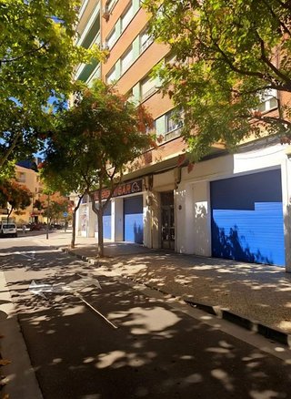 Local comercial en alquiler en Barrio Jesús en Zaragoza