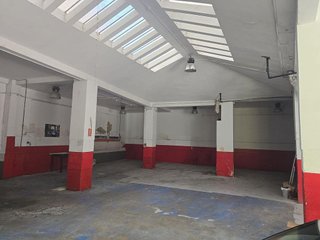 Local comercial en alquiler en Barrio Jesús en Zaragoza