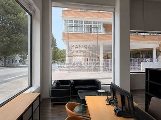 Local comercial en venta en San Luis en Almería