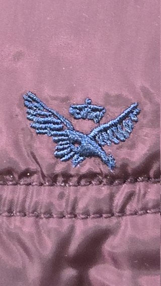 Chaleco de plumas - Emblems–Pride & Glory