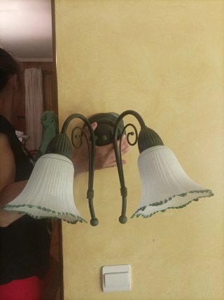 Lámpara de pared doble con tonos verdes