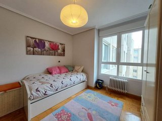 Piso en alquiler en Plaza España - Villa Pilar - Reyes Católicos - Vadillos en Burgos