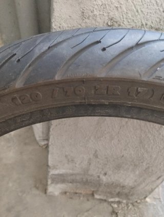 Neumático de moto Michelin