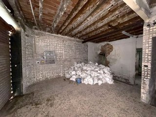 Local comercial en venta en La Maternitat i Sant Ramon en Barcelona
