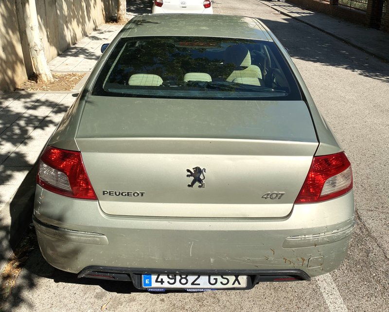 Peugeot 407 2.0 HDI Sport Aut. 2010, foto 4