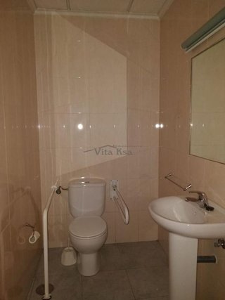 Local comercial en alquiler en Residencia en Ourense
